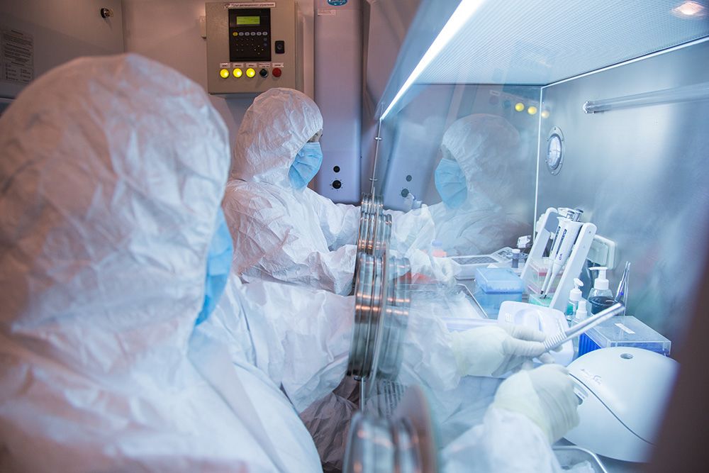 Fun Lab Clock Dozens quarantined after researcher at Russian plague laboratory dies ...