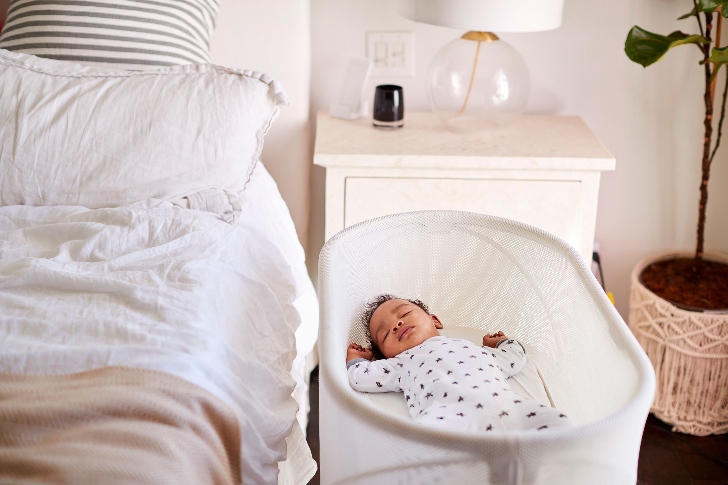 <i>monkeybusinessimages/iStockphoto/Getty Images via CNN Newsource</i><br/>Experts agree that a baby's sleep surface should be firm