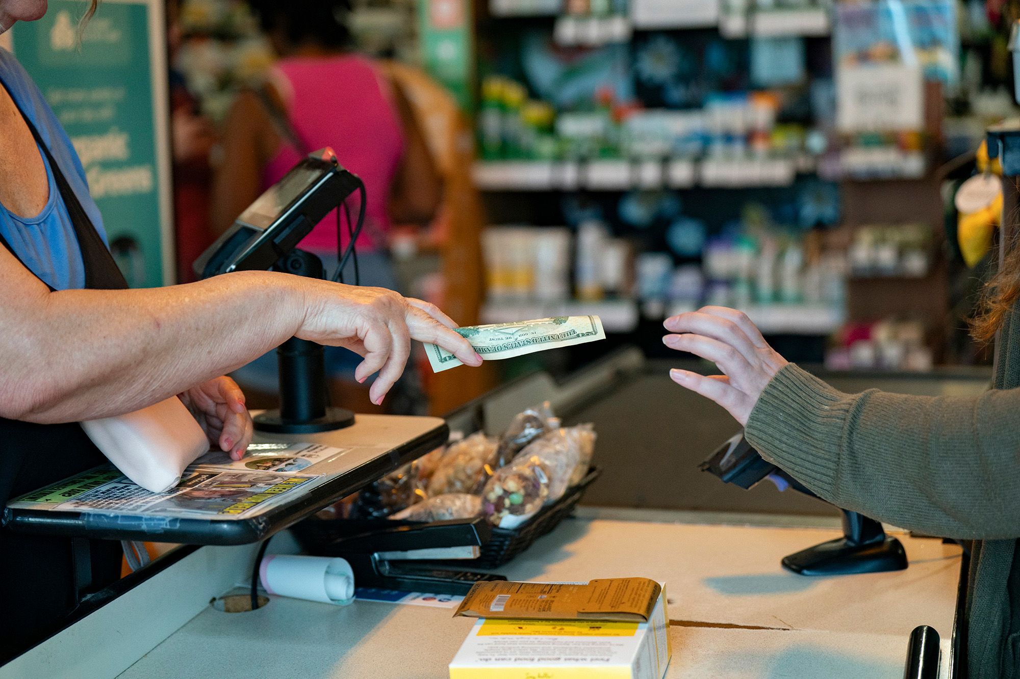 <i>Allison Joyce/Bloomberg/Getty Images via CNN Newsource</i><br/>Consumer spending has remained resilient despite above-normal inflation