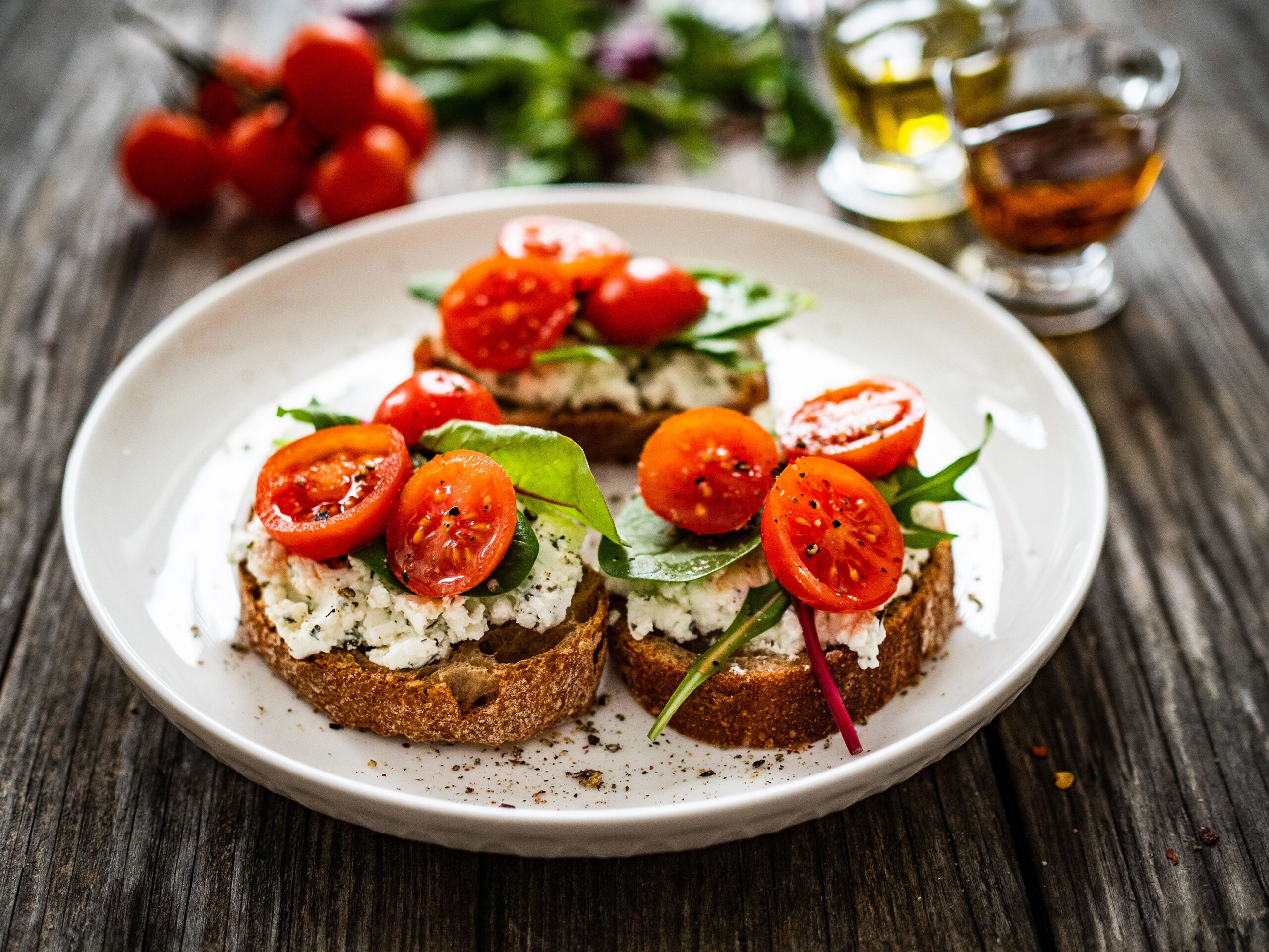 <i>gbh007/iStockphoto/Getty Images via CNN Newsource</i><br/>Cottage cheese can be a nutritious part of a balanced meal.