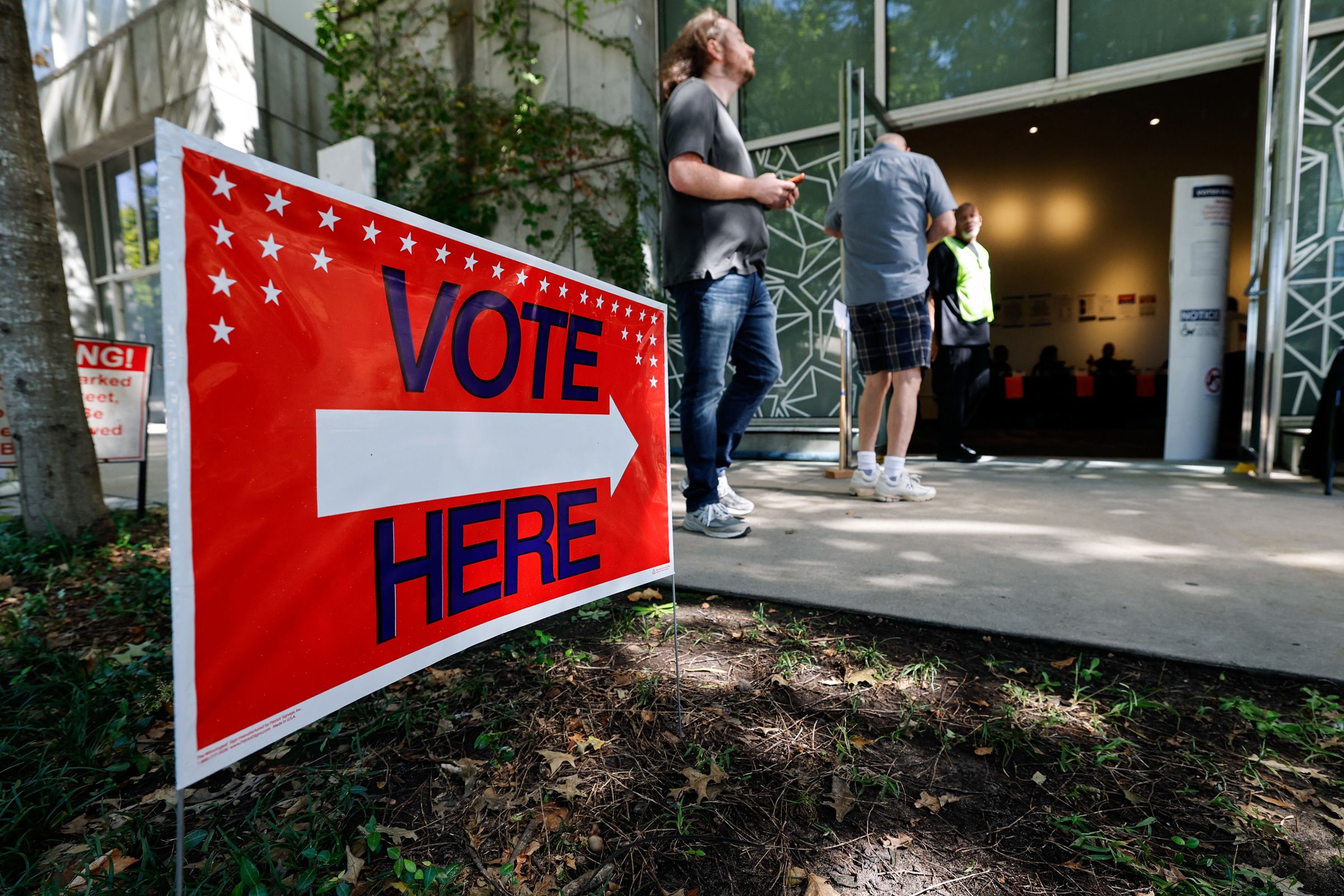 <i>Getty Images via CNN Newsource</i><br/>Jon Ossoff and Mike Collins