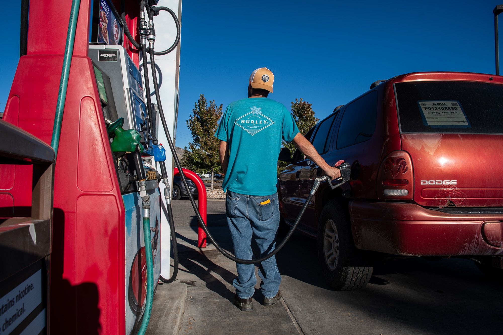 <i>Charles-McClintock Wilson/NurPhoto/Getty Images via CNN Newsource</i><br/>Retail regular gasoline prices remain high across the United States
