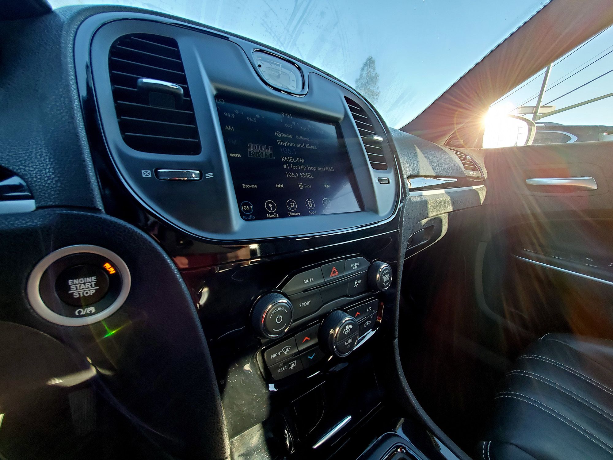 <i>Smith Collection/Gado/Getty Images via CNN Newsource</i><br/>Legislation working its way through Congress would require all new cars to have an AM radio.