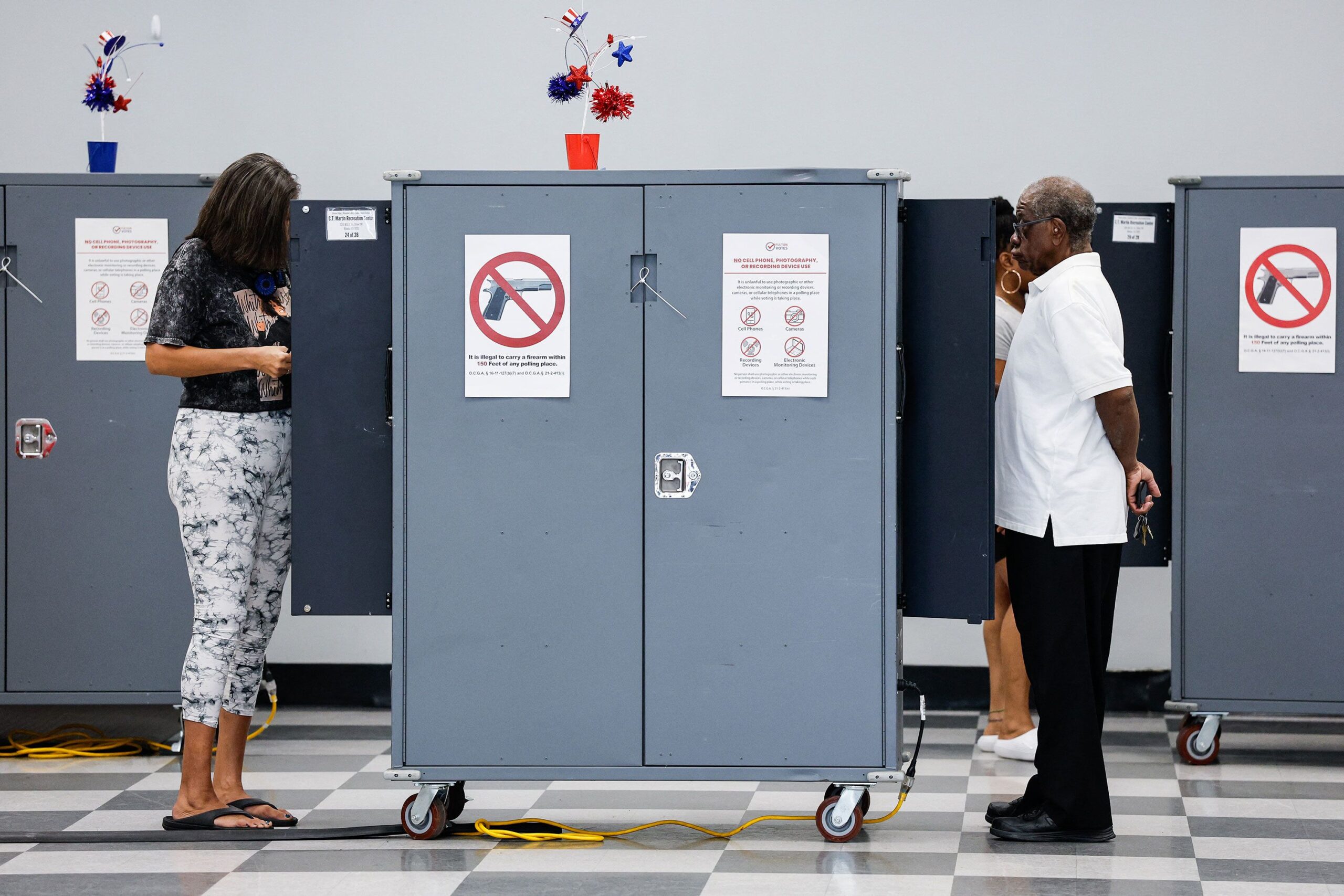 Message Received Arrows Trump’s approval rating hits a new low as midterms enter final stretch ...
